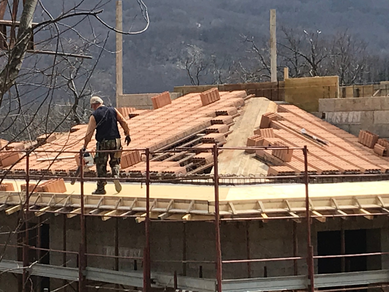 Copertura tetto con pignatte